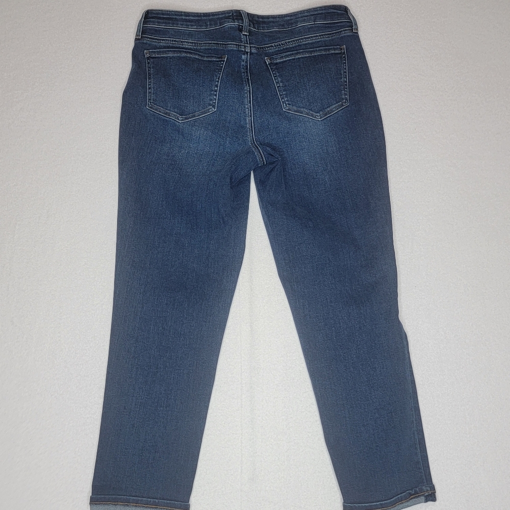 Women's NYDJ LIFT/TUCK Technology Size 8. #454 - Picture 3 of 7